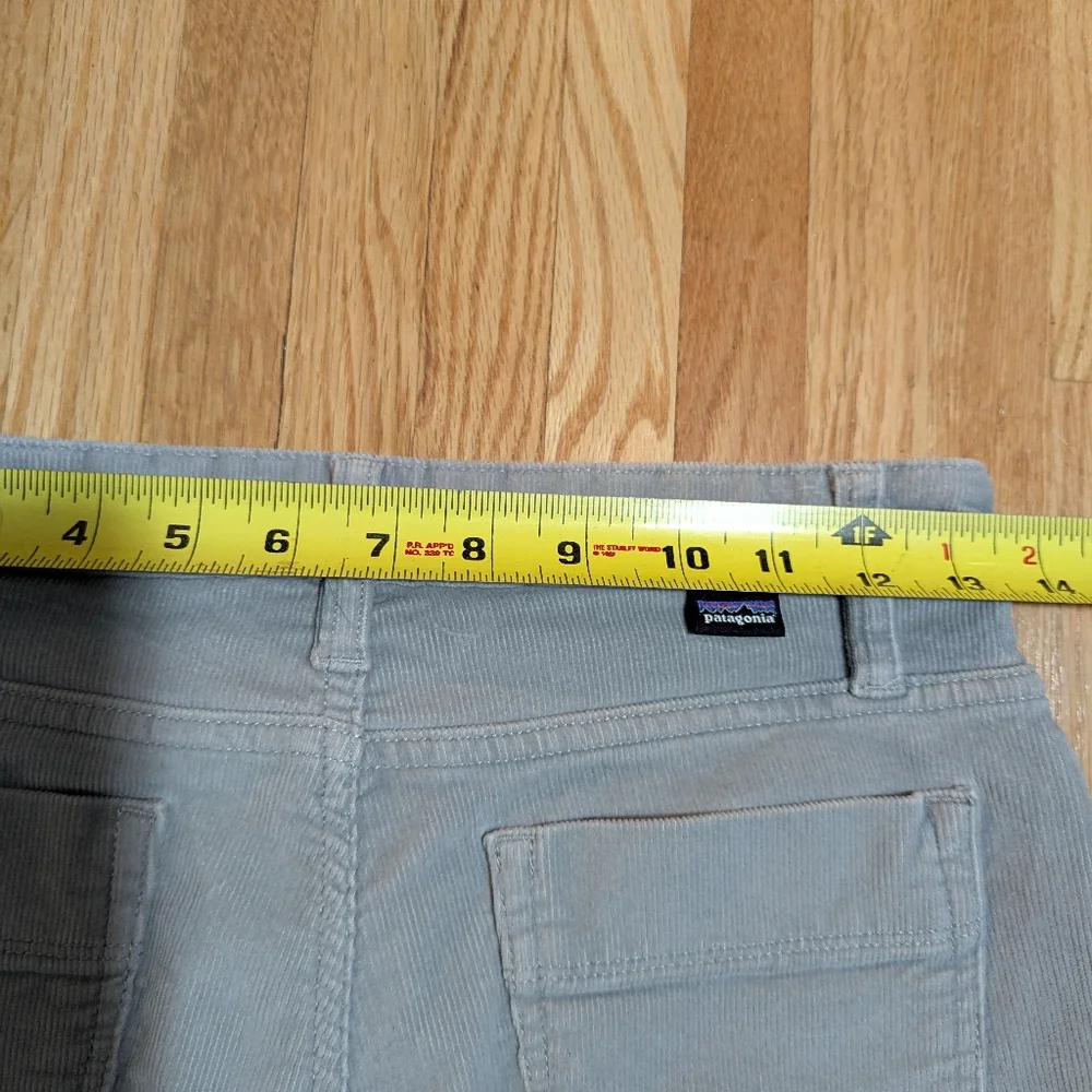 Patagonia Organic Cotton Fitted Corduroy Pants Size 26 Light Gray